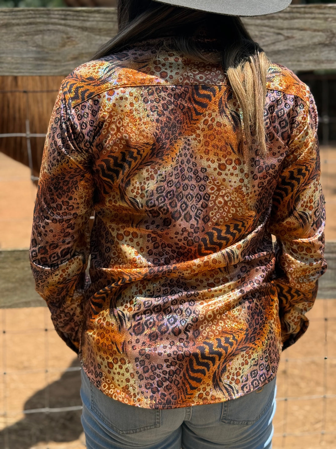 Wild Metallic Cat🐆